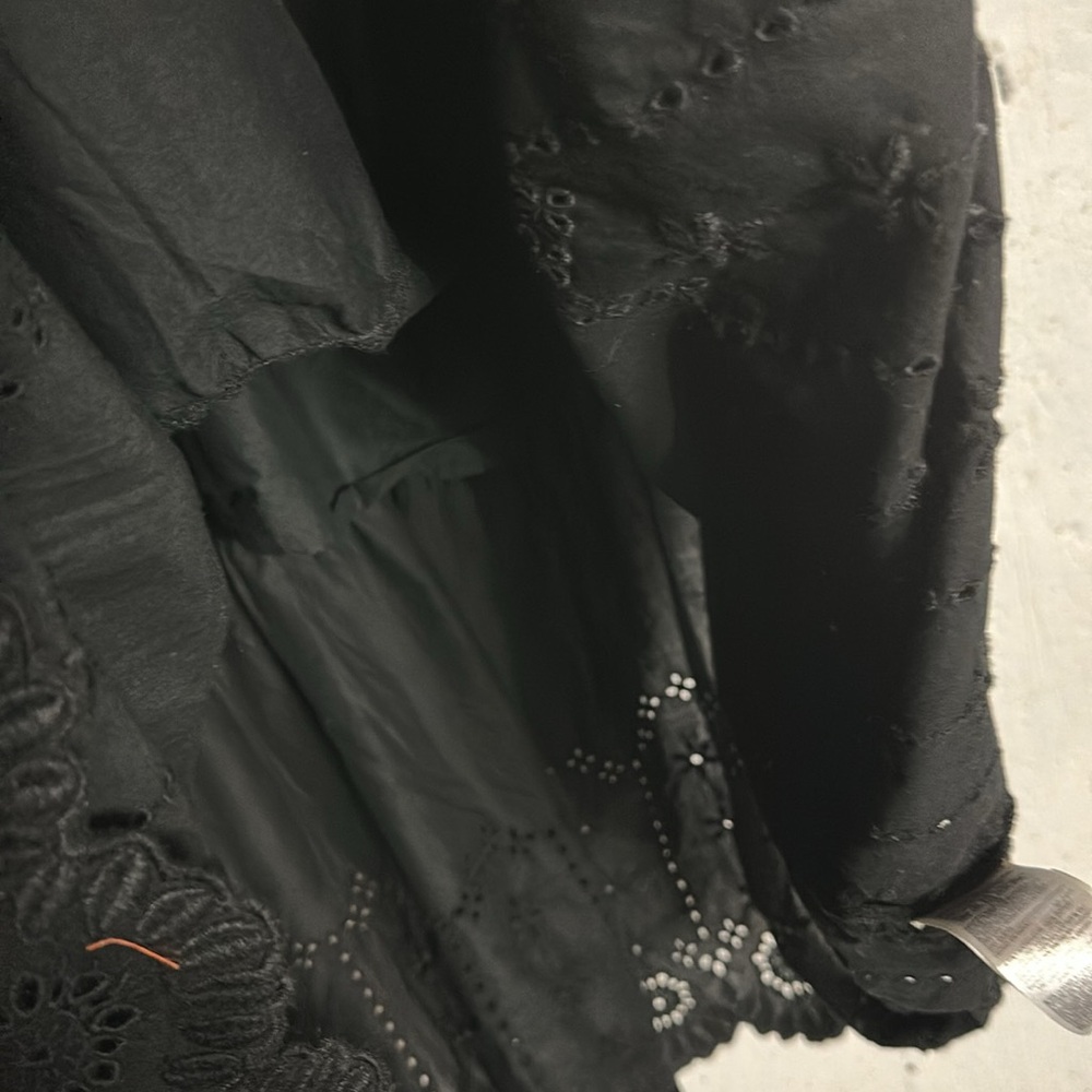 Old Navy Off the Shoulders Black Embroidery Maxi Dress, XXL - Picture 8 of 9